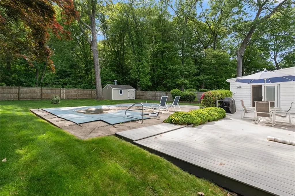 24 Kirkbrae Drive Lincoln RI 02865