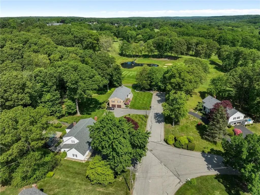 24 Kirkbrae Drive Lincoln RI 02865