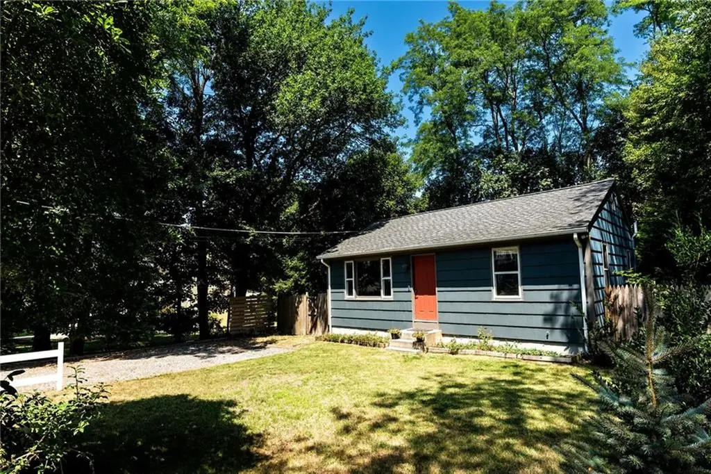 10 Ship Street Jamestown RI 02835