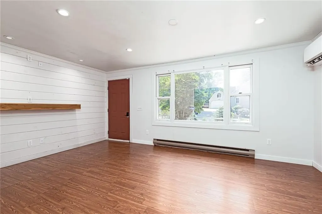 10 Ship Street Jamestown RI 02835