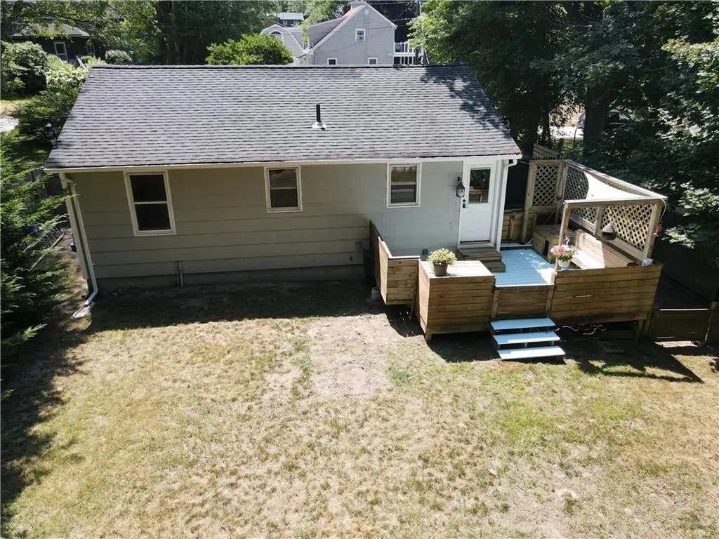 10 Ship Street Jamestown RI 02835