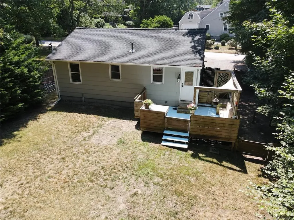 10 Ship Street Jamestown RI 02835