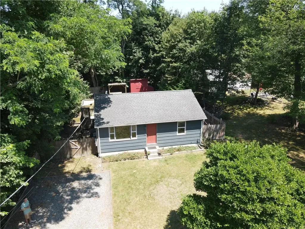 10 Ship Street Jamestown RI 02835