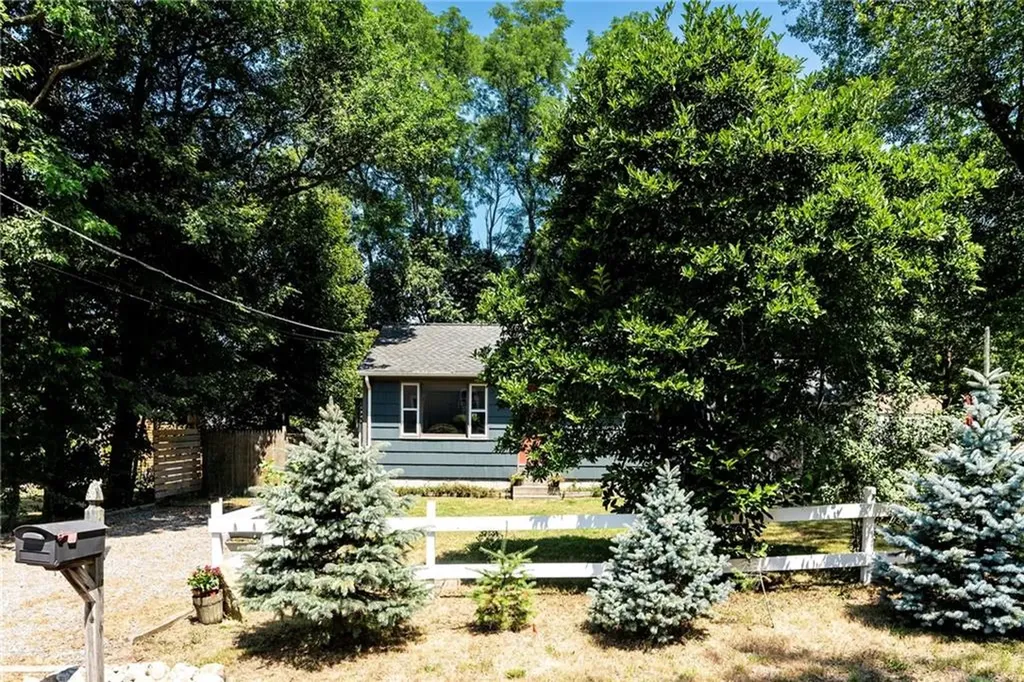 10 Ship Street Jamestown RI 02835
