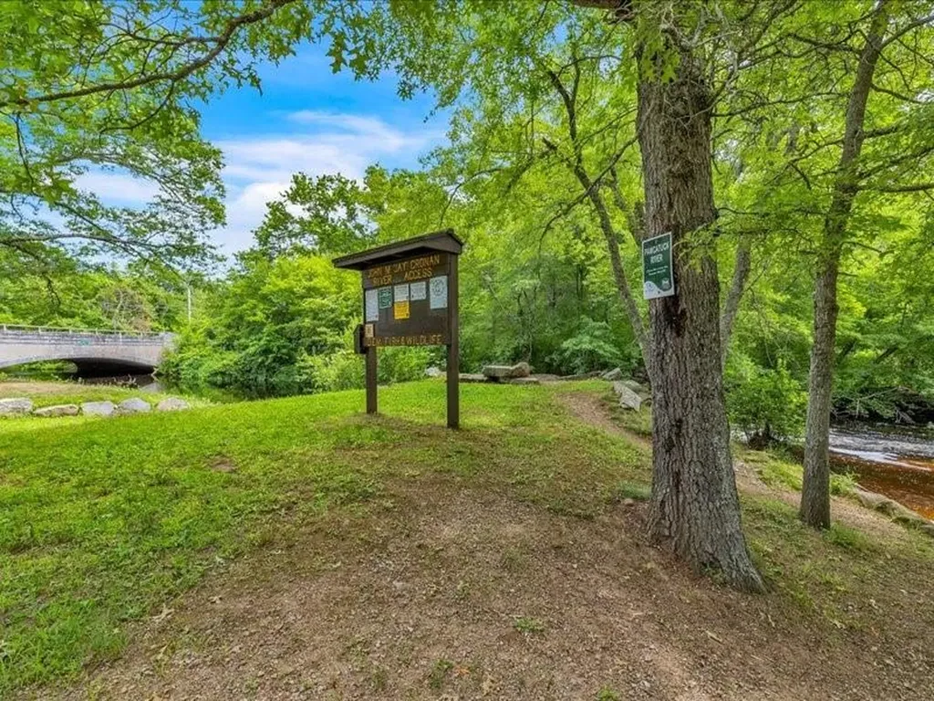 37 Riverview Drive Charlestown RI 02813