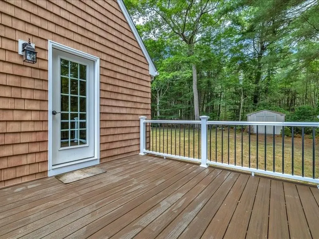 37 Riverview Drive Charlestown RI 02813