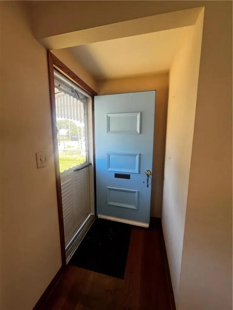 63 Maplecrest Drive Pawtucket RI 02861