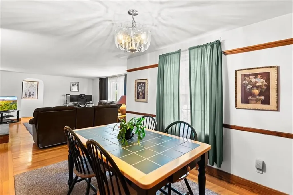 16 Kingsford Avenue East Providence RI 02915