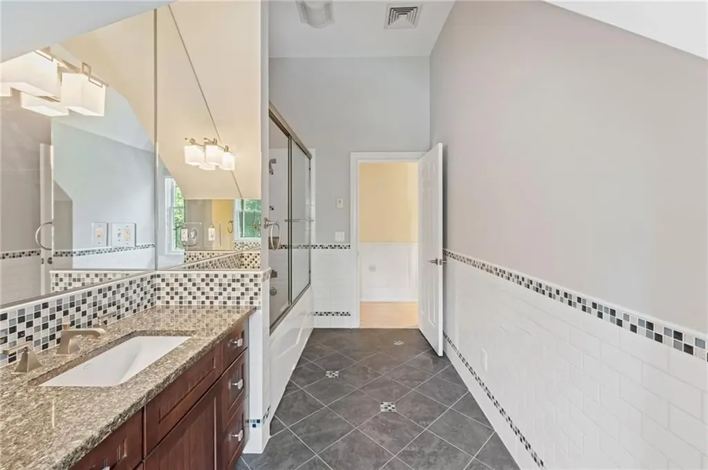 16 Hillside Road Cumberland RI 02864