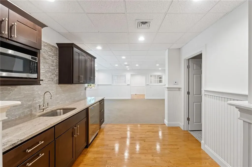 16 Hillside Road Cumberland RI 02864