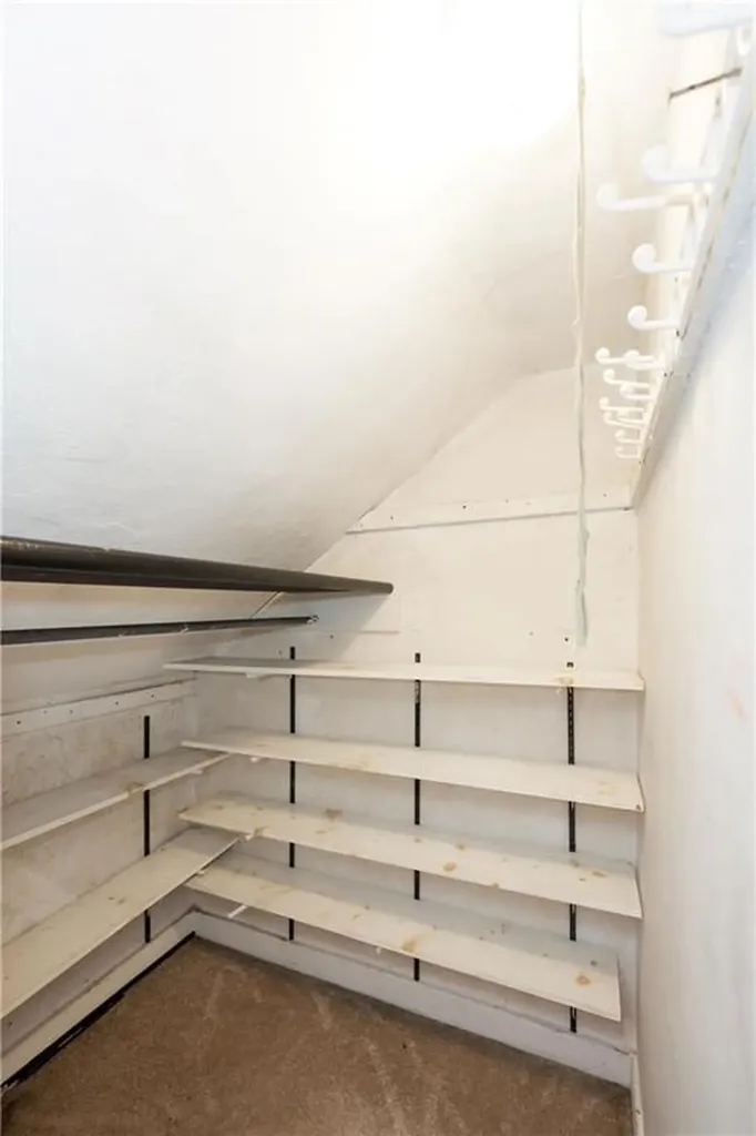 15 Tew Place Providence RI 02906