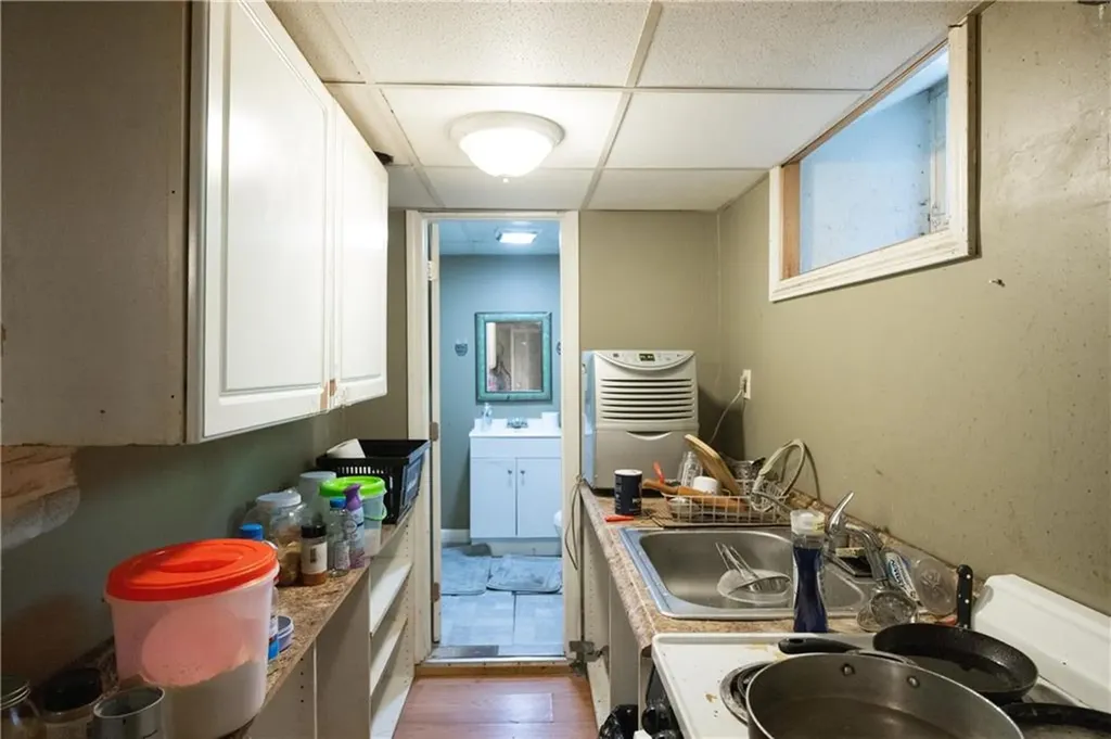 15 Tew Place Providence RI 02906