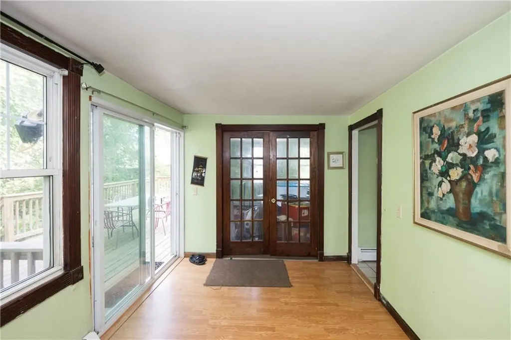 15 Tew Place Providence RI 02906