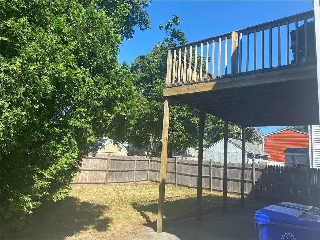 33 35 Pine Street East Providence RI 02915