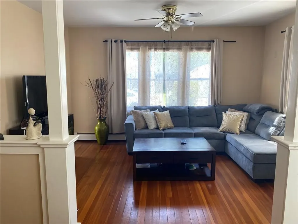 33 35 Pine Street East Providence RI 02915