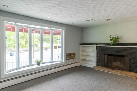 5393 Post Road East Greenwich RI 02818