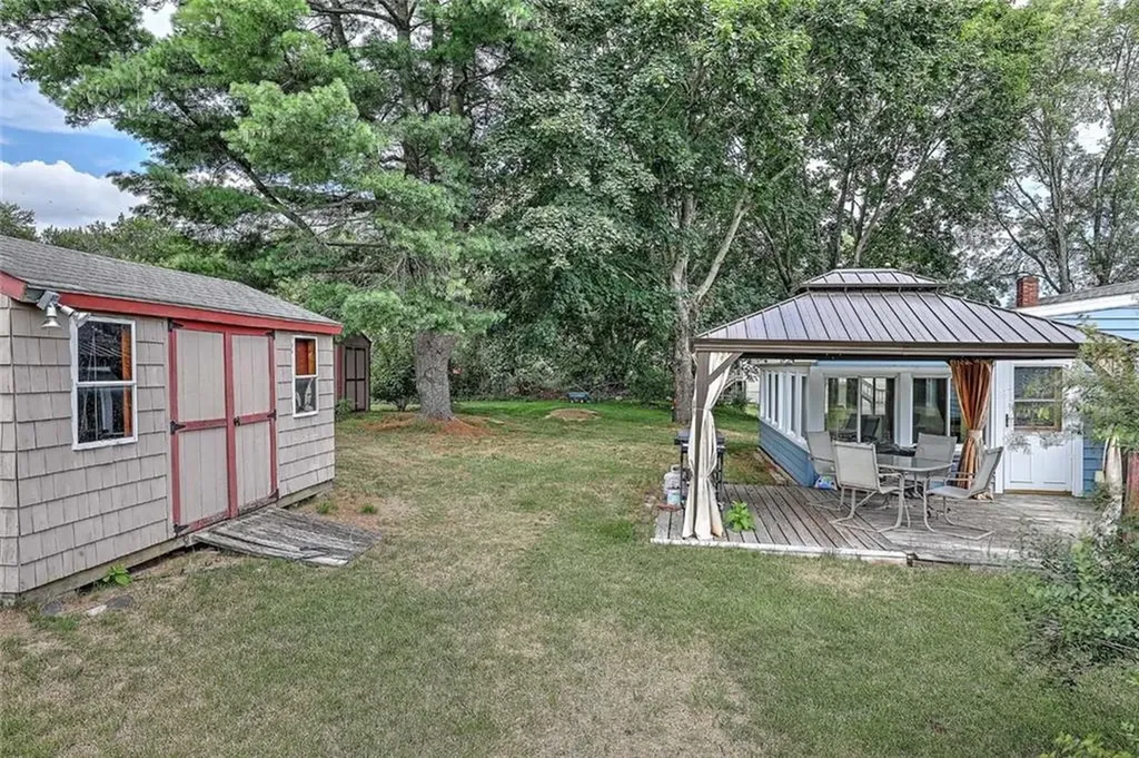 61 Reservoir Avenue Johnston RI 02919