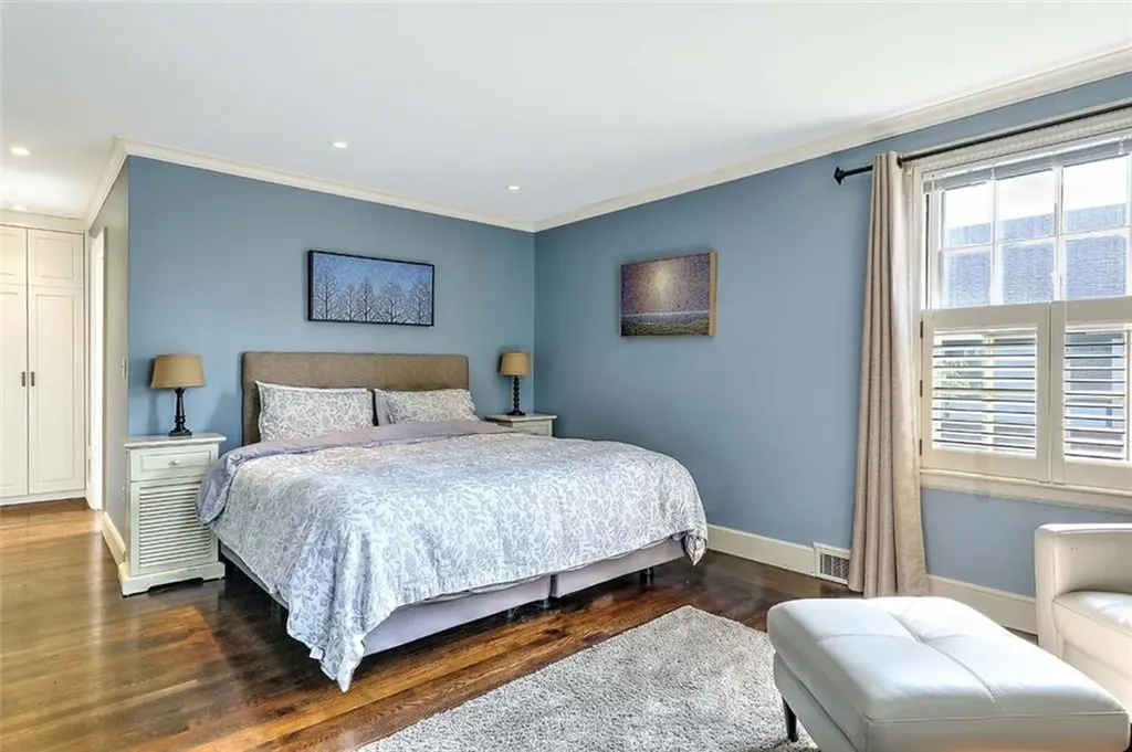 9 Kenilworth Way Pawtucket RI 02860