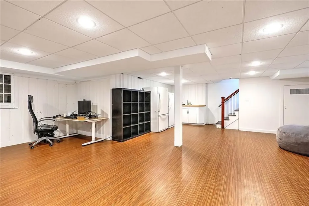 9 Kenilworth Way Pawtucket RI 02860