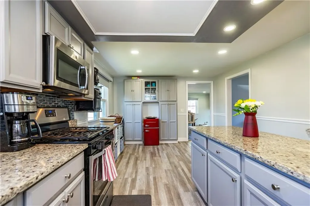 43 Deerfield Drive Warwick RI 02886