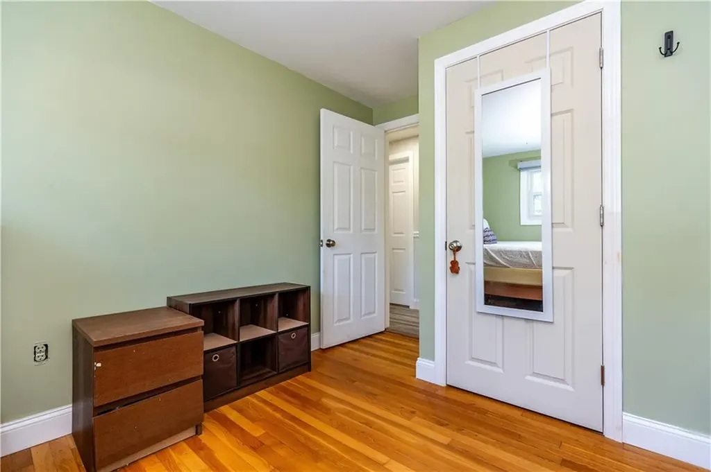 43 Deerfield Drive Warwick RI 02886