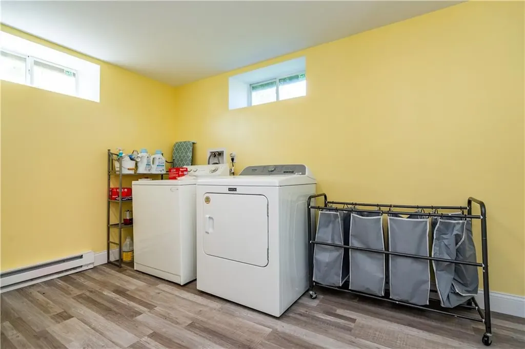 43 Deerfield Drive Warwick RI 02886