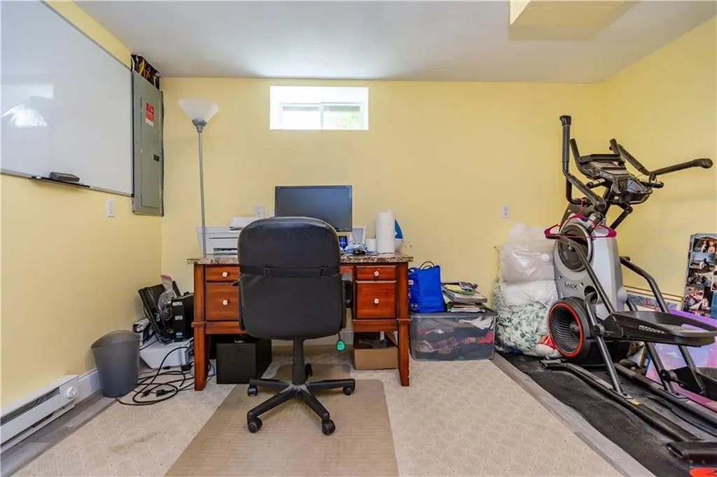 43 Deerfield Drive Warwick RI 02886