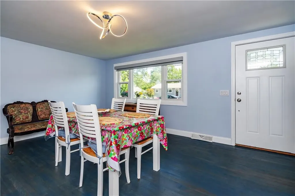 43 Deerfield Drive Warwick RI 02886