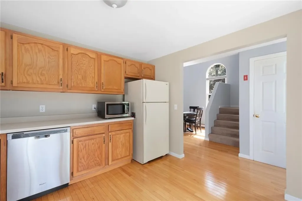 24 Smith Street Lincoln RI 02865