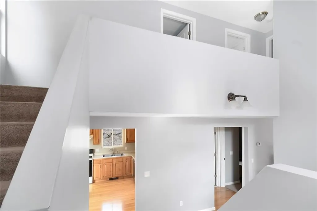24 Smith Street Lincoln RI 02865