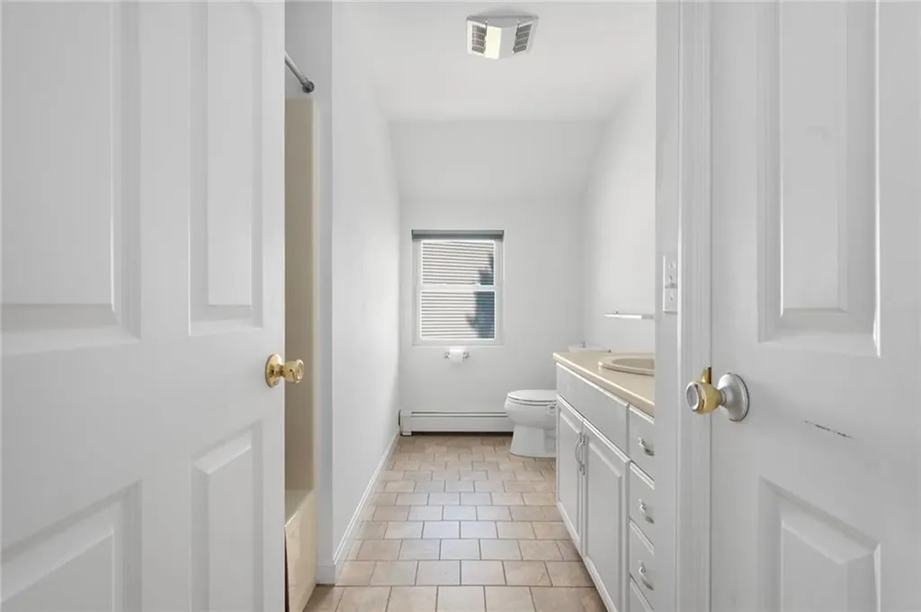 24 Smith Street Lincoln RI 02865