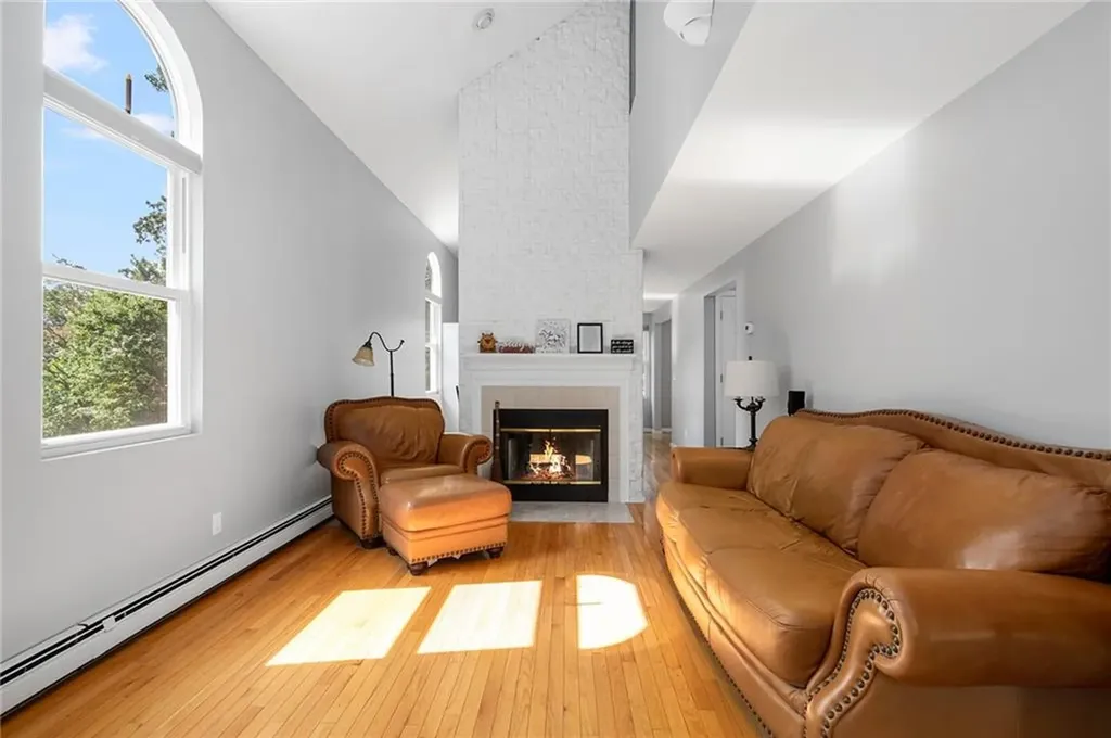 24 Smith Street Lincoln RI 02865