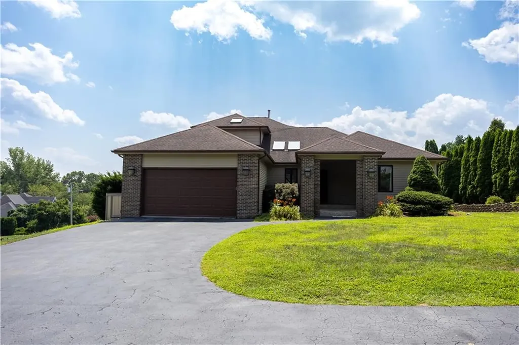 9 Katelan Court Cranston RI 02921