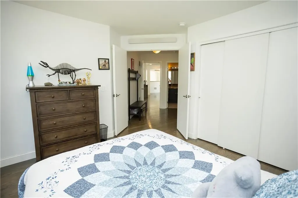 9 Katelan Court Cranston RI 02921