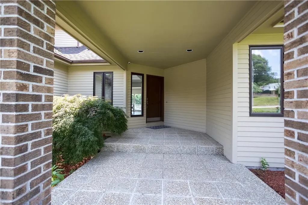 9 Katelan Court Cranston RI 02921