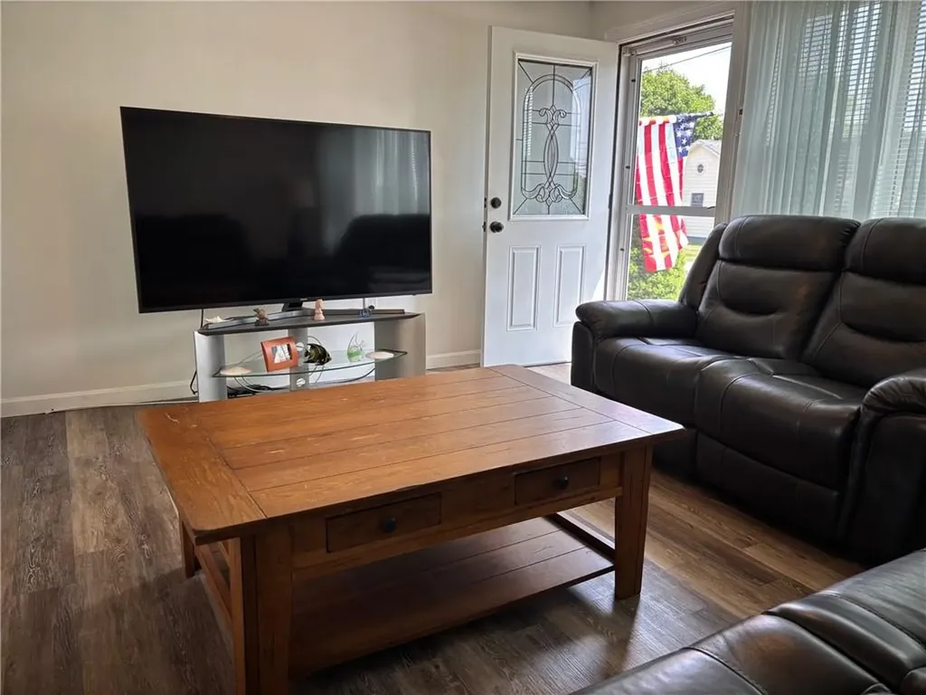 18 South Lewis Street Charlestown RI 02813