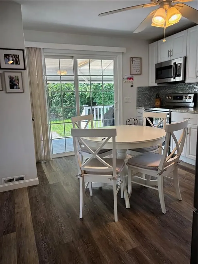 18 South Lewis Street Charlestown RI 02813