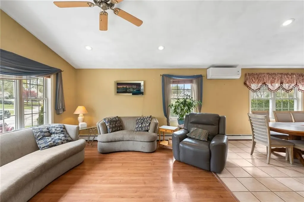 43 Royal Avenue Cranston RI 02920