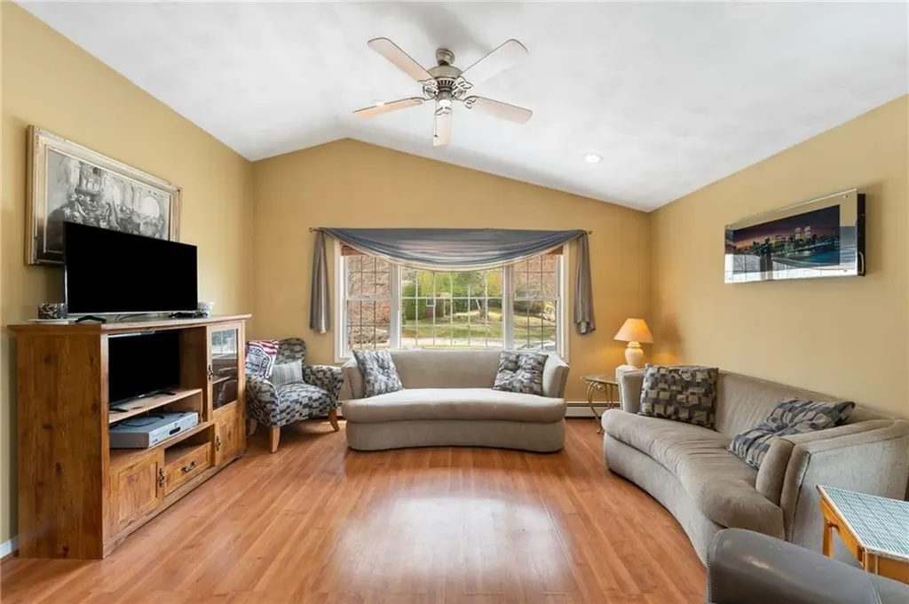 43 Royal Avenue Cranston RI 02920
