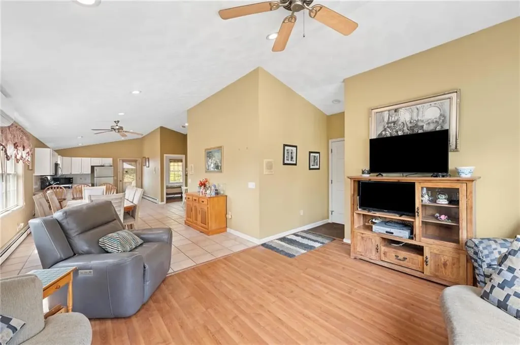 43 Royal Avenue Cranston RI 02920