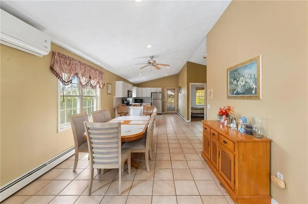 43 Royal Avenue Cranston RI 02920