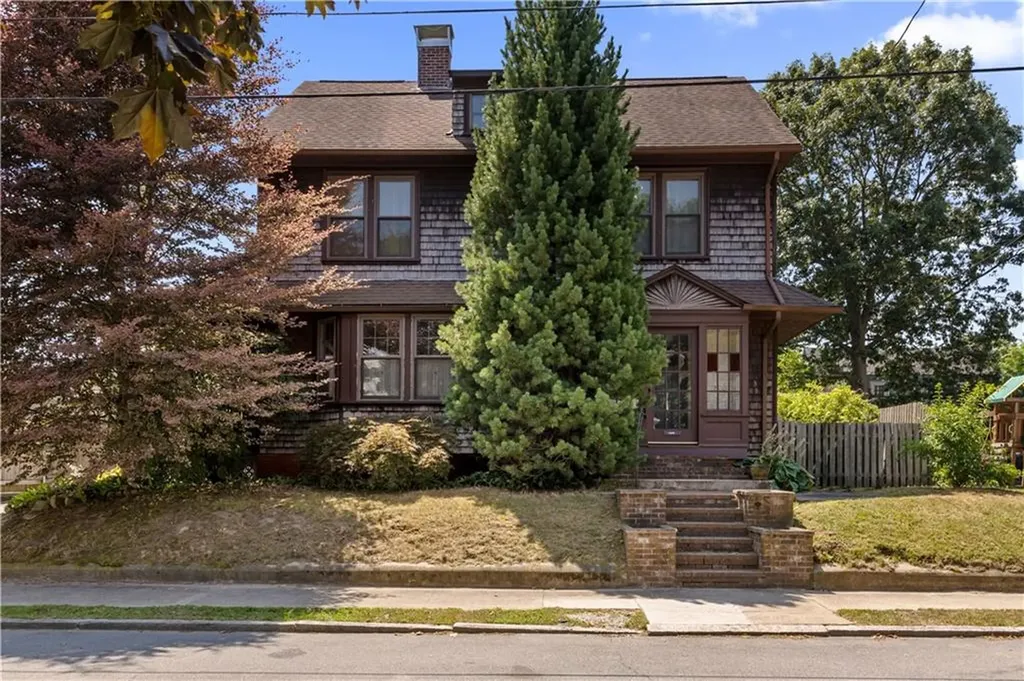 120 Smith Street Cranston RI 02905
