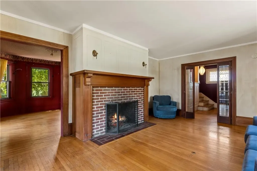 120 Smith Street Cranston RI 02905