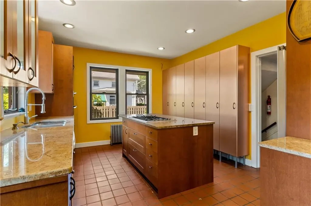 120 Smith Street Cranston RI 02905