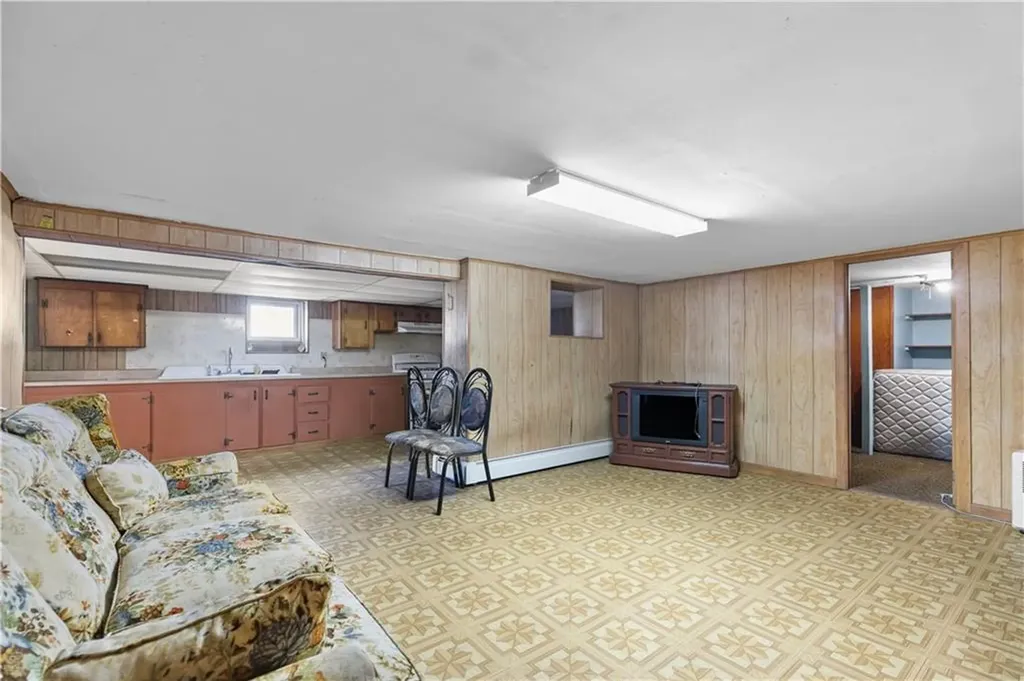 101 Arlington Avenue Warren RI 02885