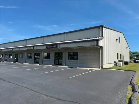 1 Shannon Court Bristol RI 02809