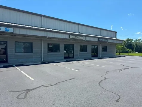 1 Shannon Court Bristol RI 02809