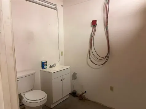 1 Shannon Court Bristol RI 02809