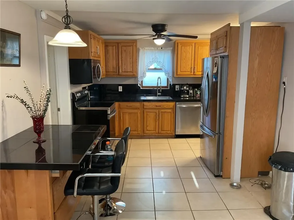 39 Ottawa Avenue Warwick RI 02889