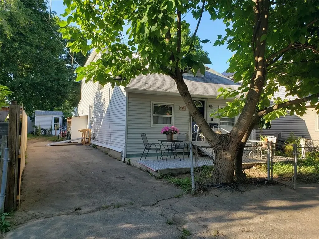 39 Ottawa Avenue Warwick RI 02889